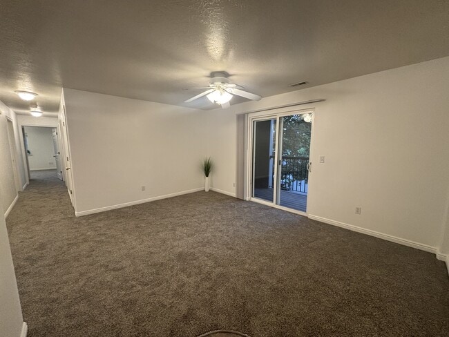 Building Photo - 8083 N Ridge Loop E