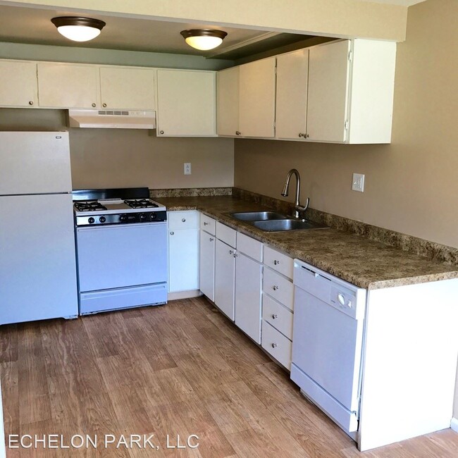 Building Photo - 5474-5496 235 E