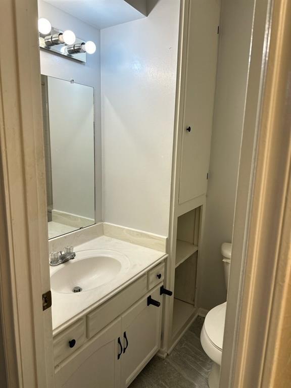 Foto del edificio - 5762 Maple Hill Dr