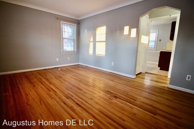 Building Photo - 3 br, 1 bath House - 9622 Cardwell