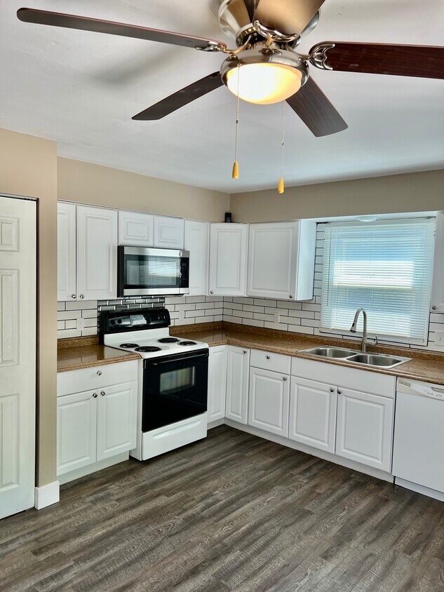 Foto principal - 918 Badger Ln