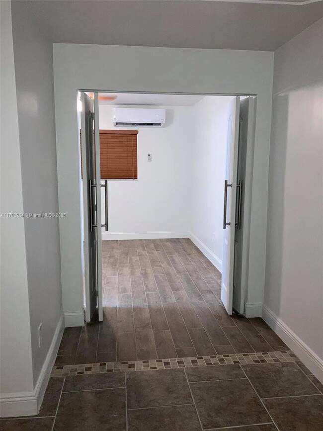 Building Photo - 15200 SW 163rd St
