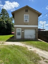 Building Photo - 1708 Bridge St