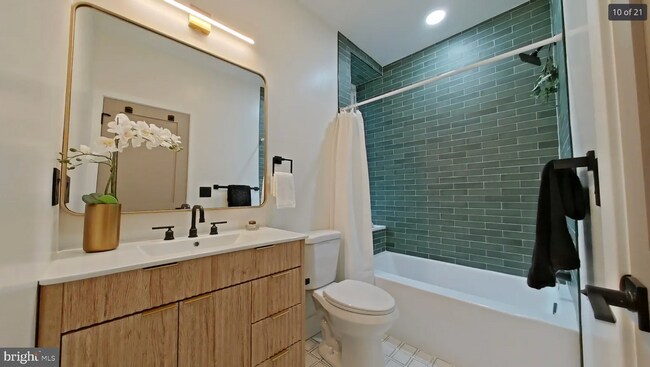 Foto del edificio - 1613 N 33rd St