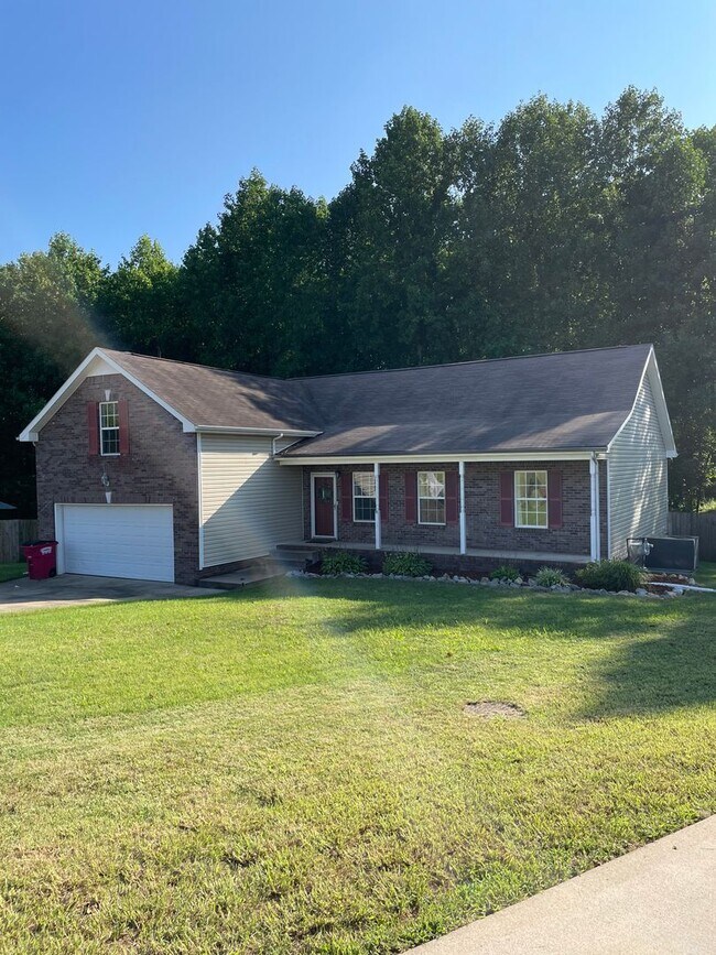 Building Photo - 1517 Cedar Springs Cir