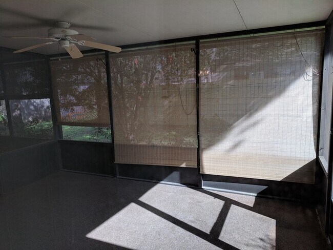 Building Photo - 5563 Greatpine Ln S