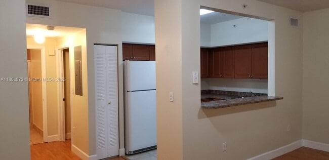 Foto del edificio - 115 SW 42nd Ave