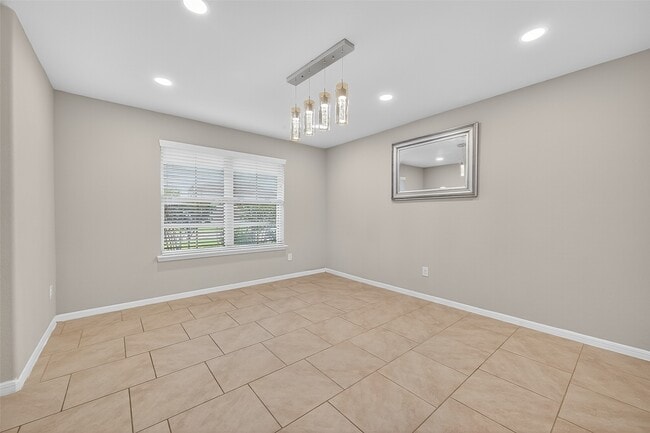 Foto del edificio - 3026 Village Creek Dr