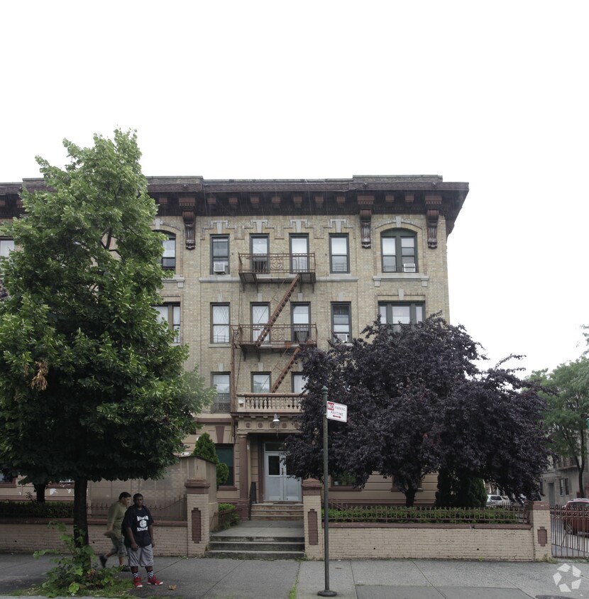 Foto del edificio - 1205 Eastern Pky