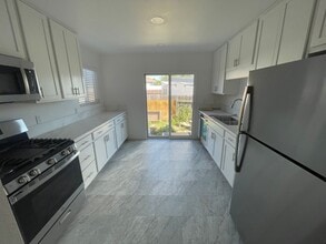 Building Photo - 4130 Manzanita Dr