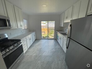 Building Photo - 4130 Manzanita Dr