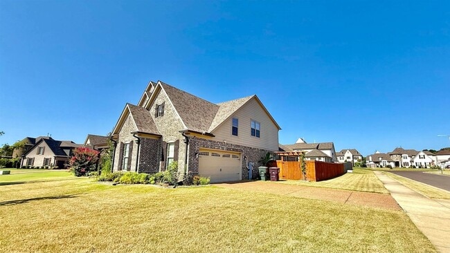 Photo - 1245 Fruited Pln Cv House