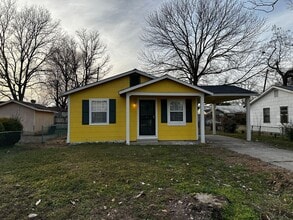 Building Photo - 212 N Florida St