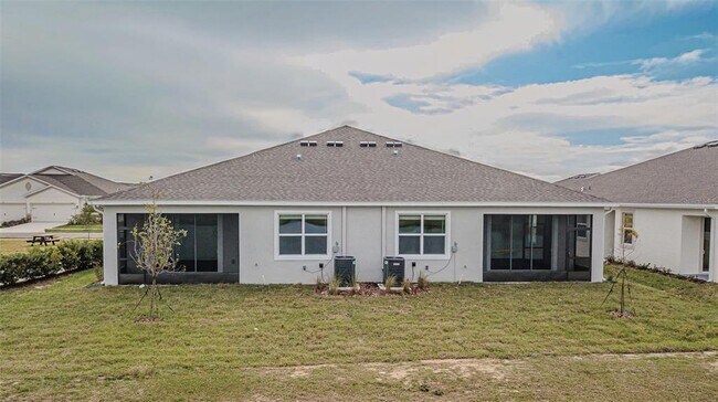 Foto del edificio - 31415 Paper Birch St