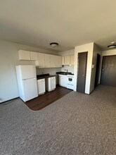 Building Photo - 2605 N Frederick Ave