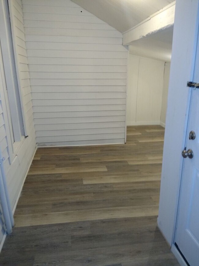 Foto del edificio - 4 Bedroom 1 bath in the heart of Gastonia