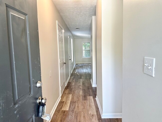 Building Photo - 118 Carroll Creek Ln
