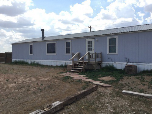Building Photo - Country Home Texico School District