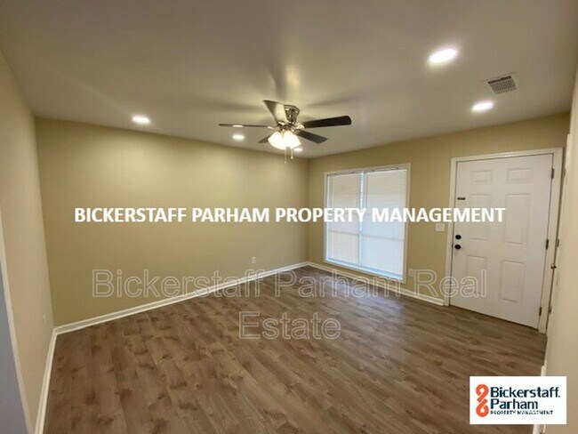 Foto del edificio - 1225 Apostle Dr