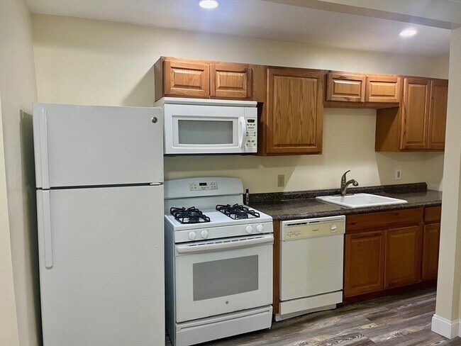 Foto del edificio - 233 Division St