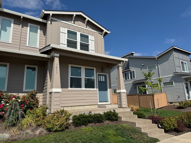 Building Photo - 7823 SE Kinnaman St