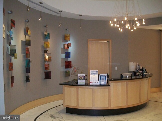 Building Photo - 155 Potomac Passage