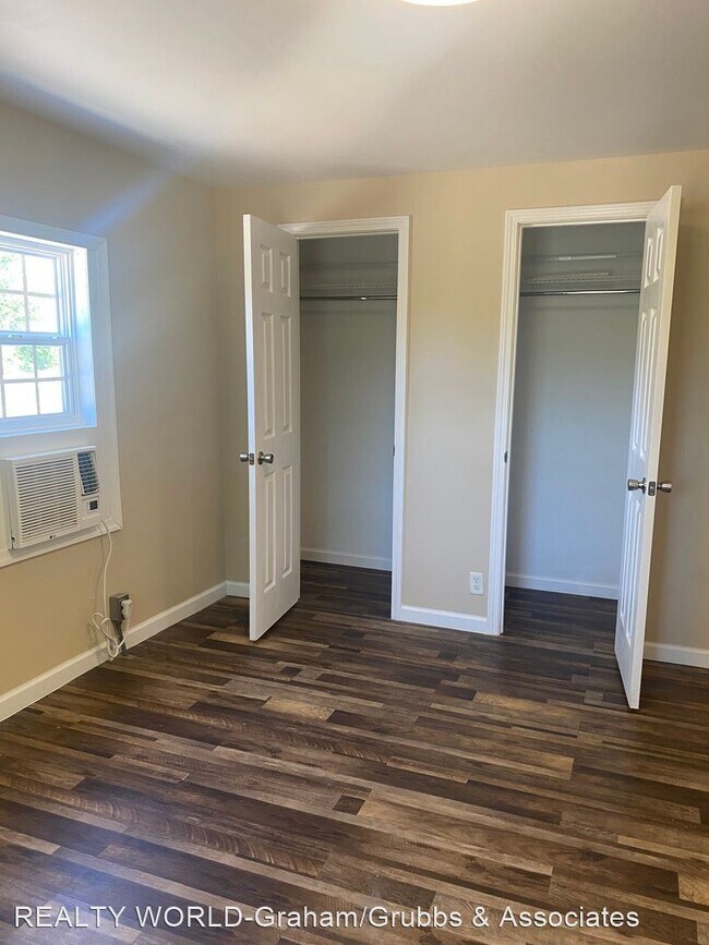 Building Photo - 3 br, 2 bath House - 9621 Xway Road