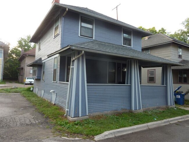 Building Photo - 209 Old Orchard Pl