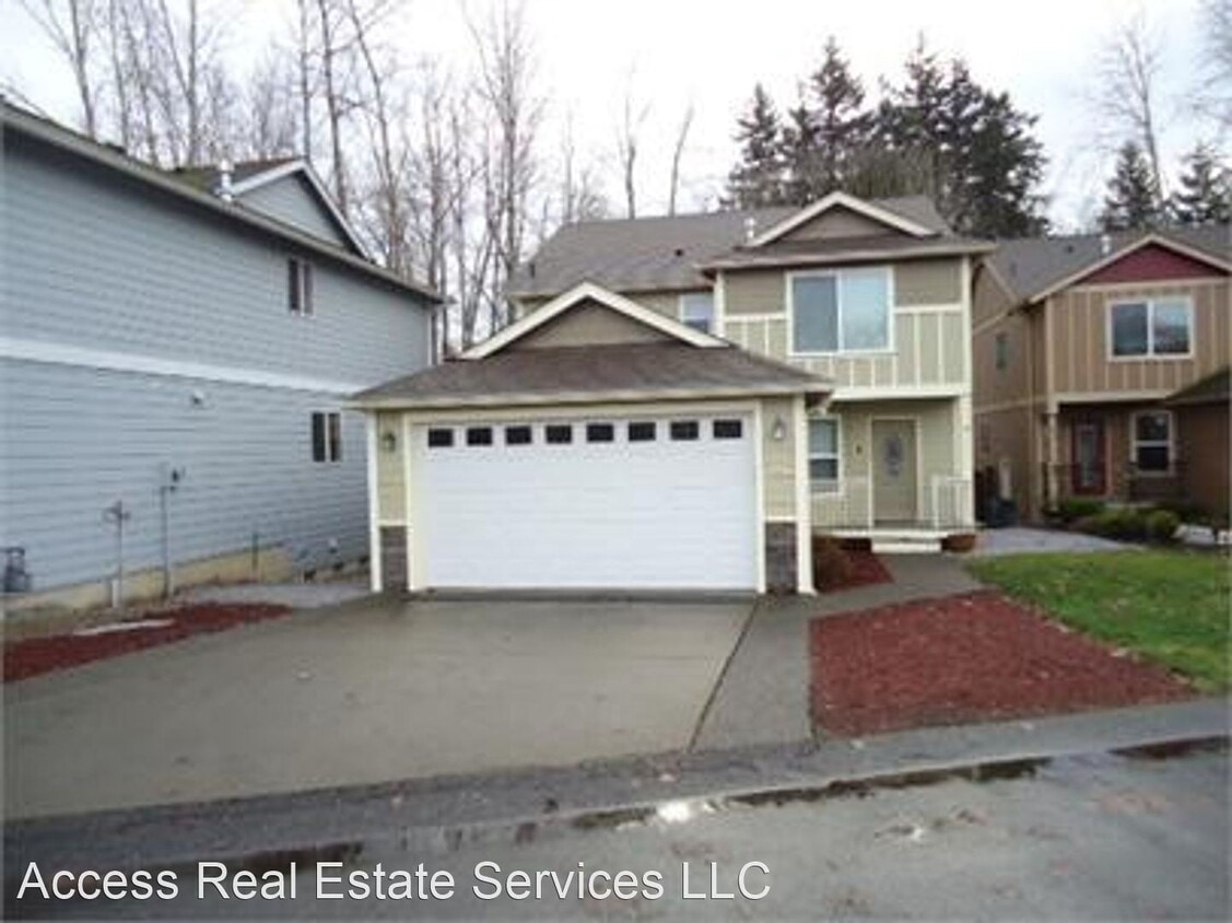 Primary Photo - 4 br, 3 bath House - 732 E Kellogg