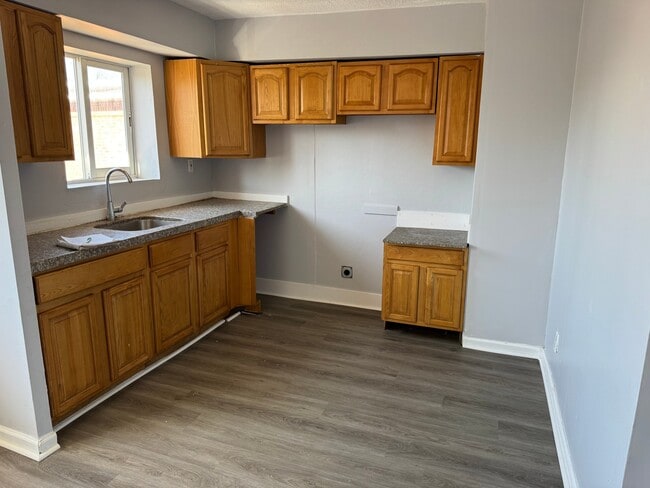 Photo - 14520 Milverton Rd Apartment