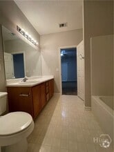 Building Photo - 42 Putters Pl