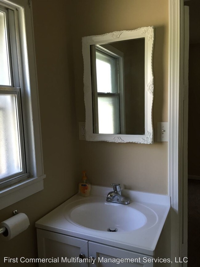 Foto del edificio - 2 br, 1 bath House - 604 W 2nd Street