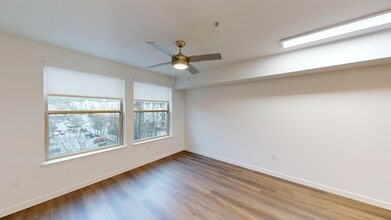 Interior Photo - Island Square