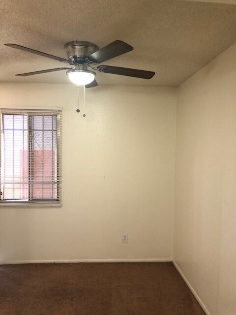 Foto del edificio - Very Nice 2 Story, 2 Bedroom, 1 Bath Townh...