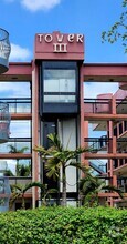 Building Photo - 5420 W 21st Ct