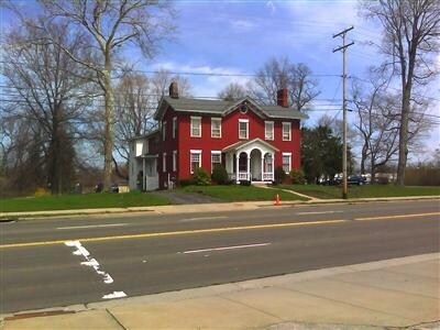 Primary Photo - 1641 E Prospect Rd