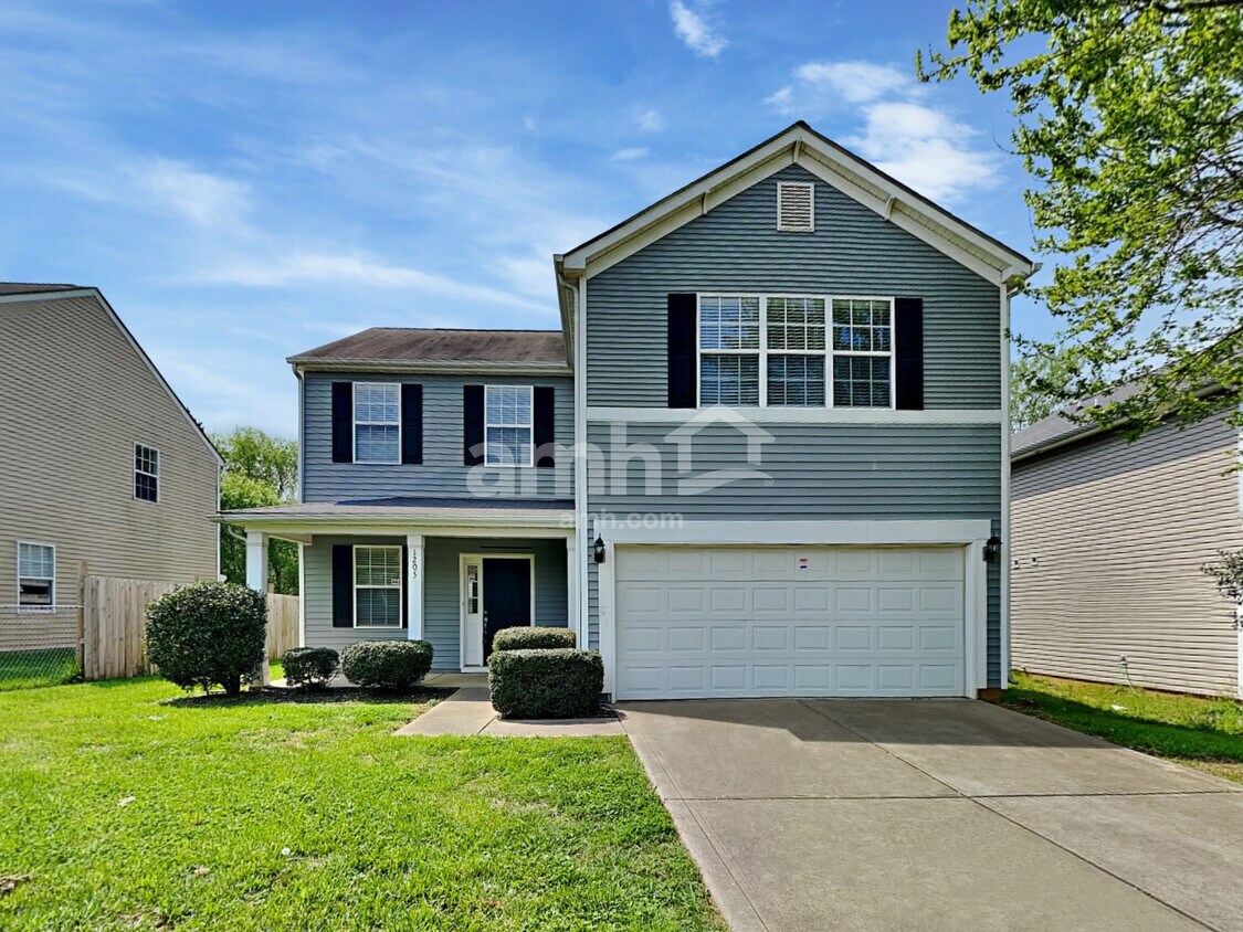 Primary Photo - 1205 Jordans Pond Ln
