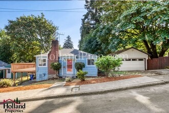 Building Photo - 11436 SE 33rd Ave