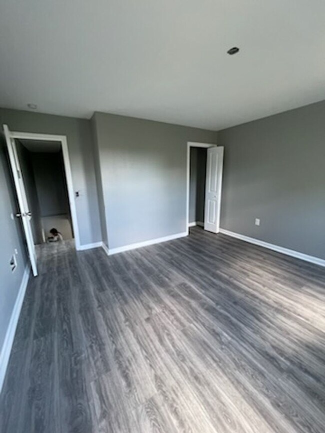 Foto del edificio - Fully Rehabbed 4 bedroom home for rent