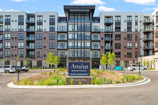 Foto del edificio - Amira Minnetonka & Amira Villas 55+ Adult
