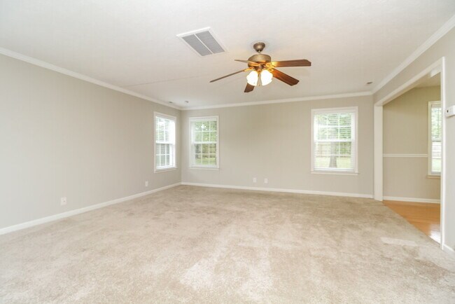 Building Photo - 913 Buckhaven Dr