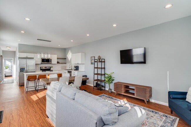 Foto del edificio - 4033 Cherry St