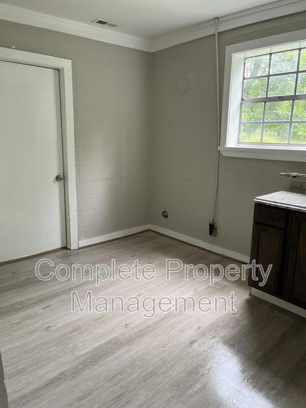 Building Photo - 1812 Pittsburg Ave