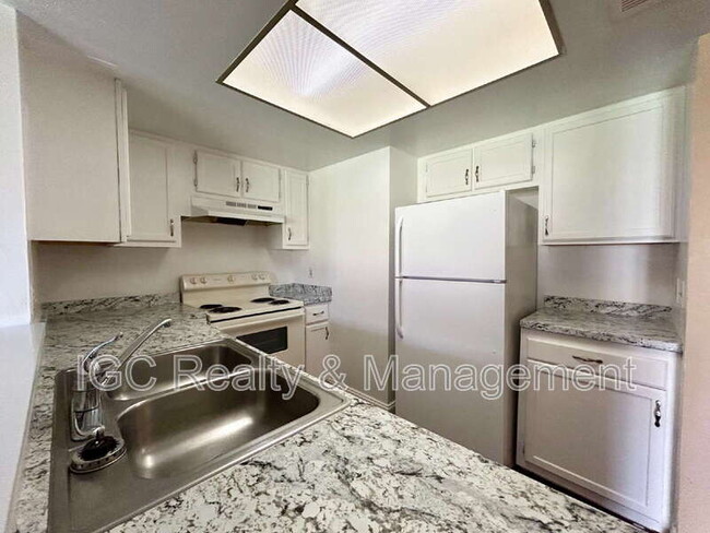 Foto del edificio - 1040 Ellen Ct