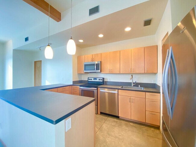 Foto del edificio - Contemporary Retreat on Dunlap St.