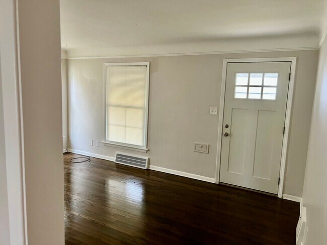 Foto del edificio - 4525 Fulton Rd