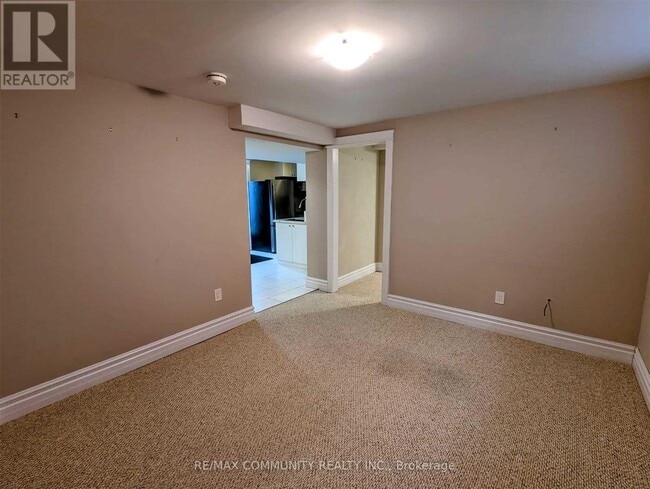 Photo du bâtiment - 837 Glenrush St