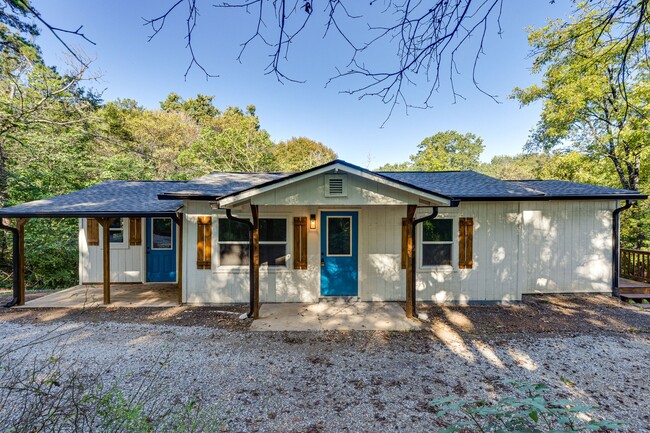 Building Photo - 22 Ridgeland Cir
