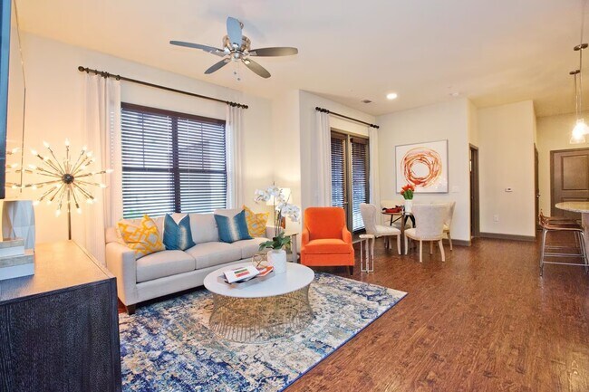Building Photo - Spacious 2-Bed, 2-Bath | Modern Design Fea...