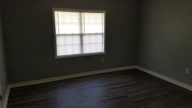 Foto del edificio - 120 Joe Powell Ln